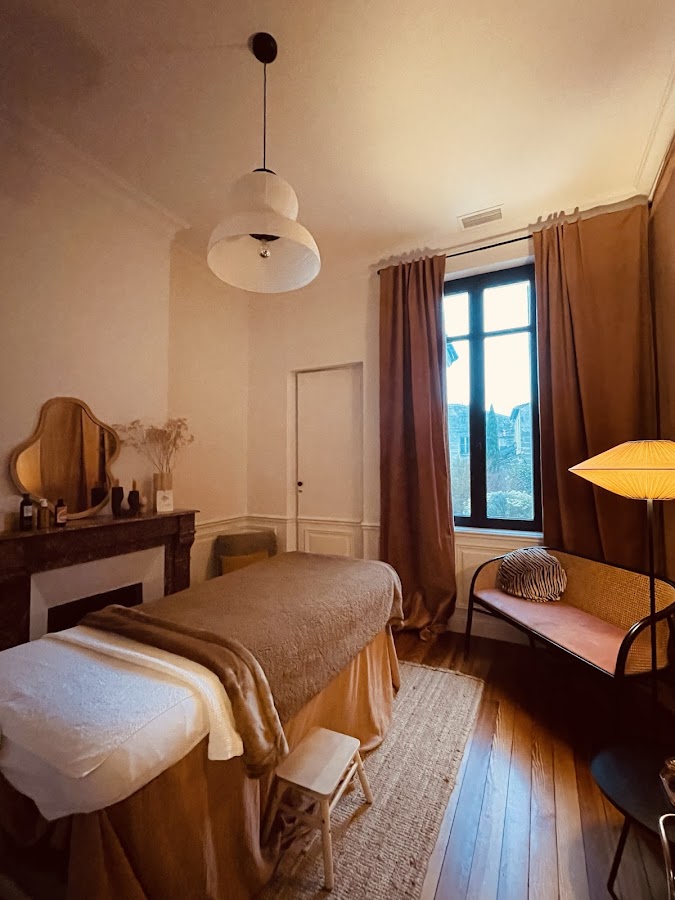 SLOW Hair Care - Le Spa des cheveux - Massages BORDEAUX - Bien-être - Coupe de cheveux en privé