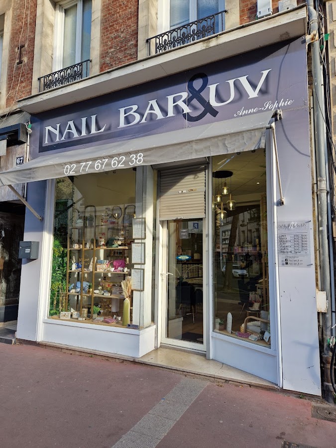 Nail bar & UV