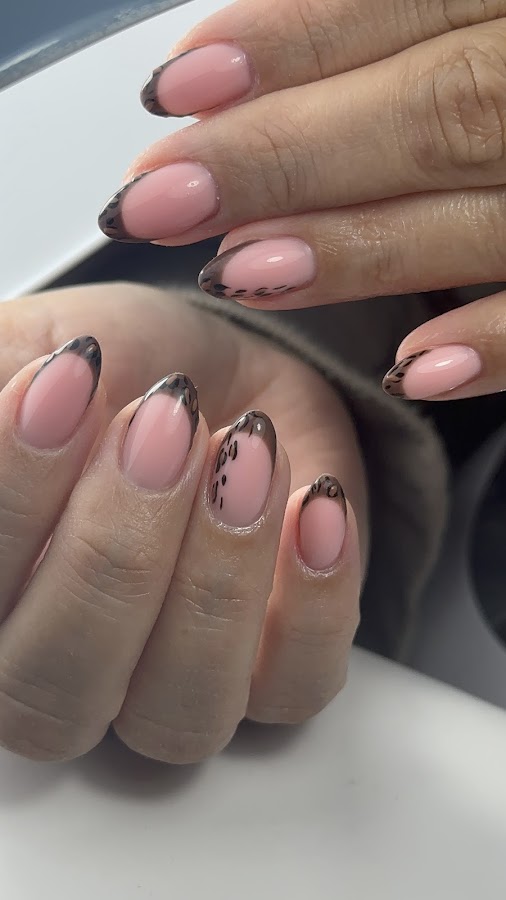 Léa nail’s70