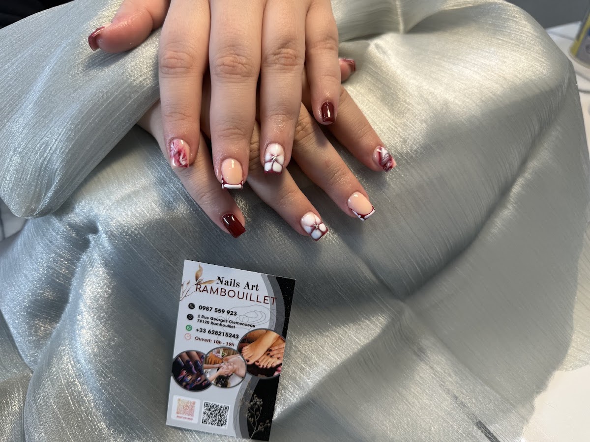 Nails rambouillet & headspa