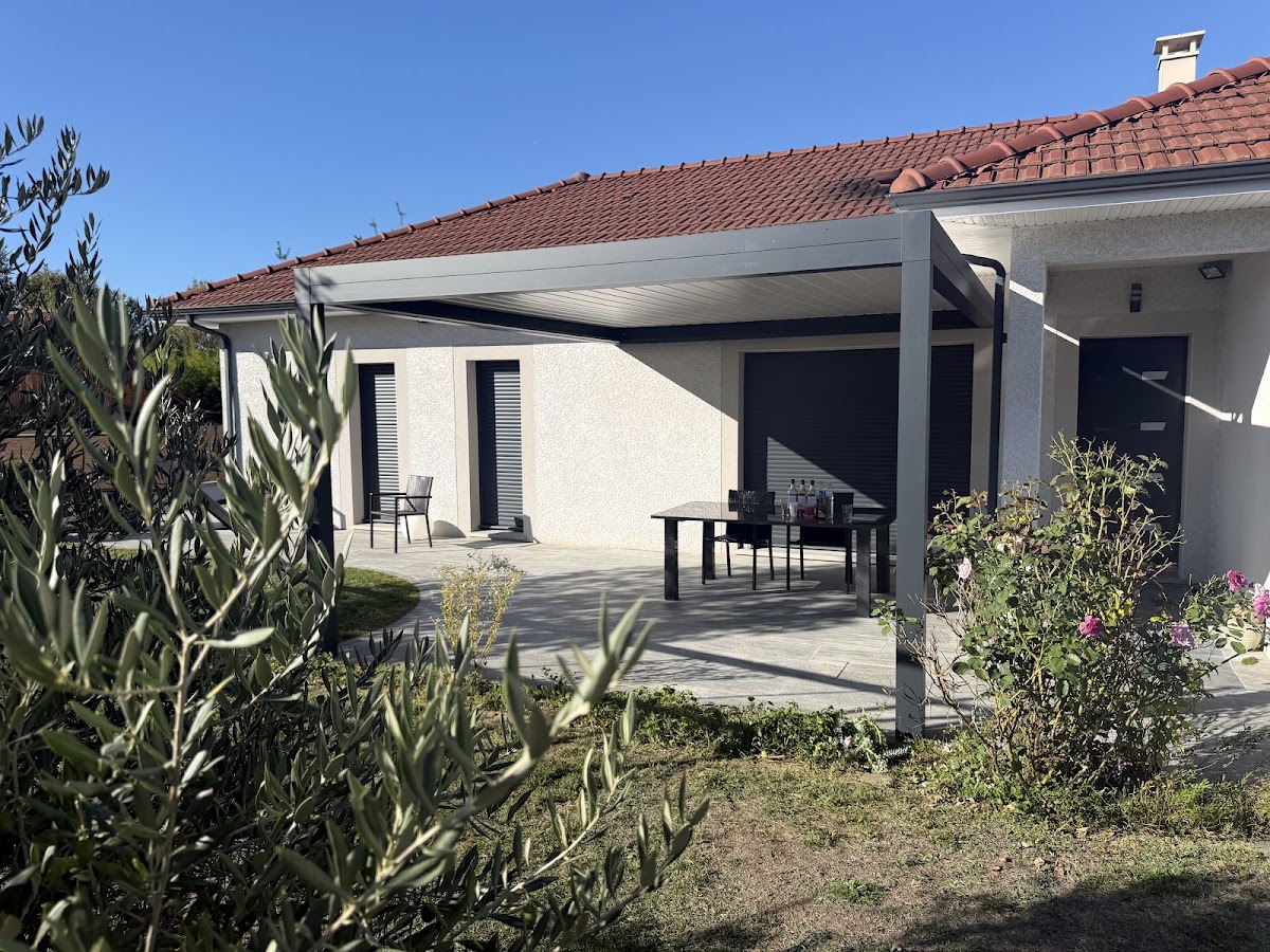 CHARTREUSE FENÊTRES ET PERGOLAS ( LA PERGOLA DAUPHINOISE)
