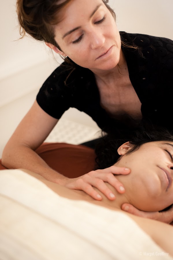Coline b. MASSOTHÉRAPIE & SYST. NERVEUX I DRAINAGE I KOBIDO