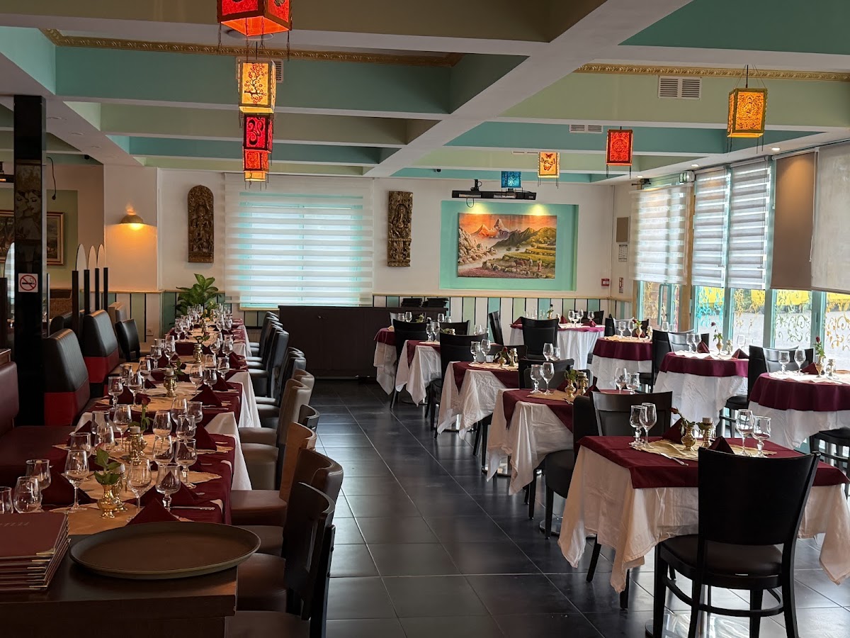 ROYAL BOLLYWOOD INDIEN RESTAURANT (CHANTILLY, CREIL,SAINT MAXIMIN, HAUTE DE FRANCE,VAL D'OISE)