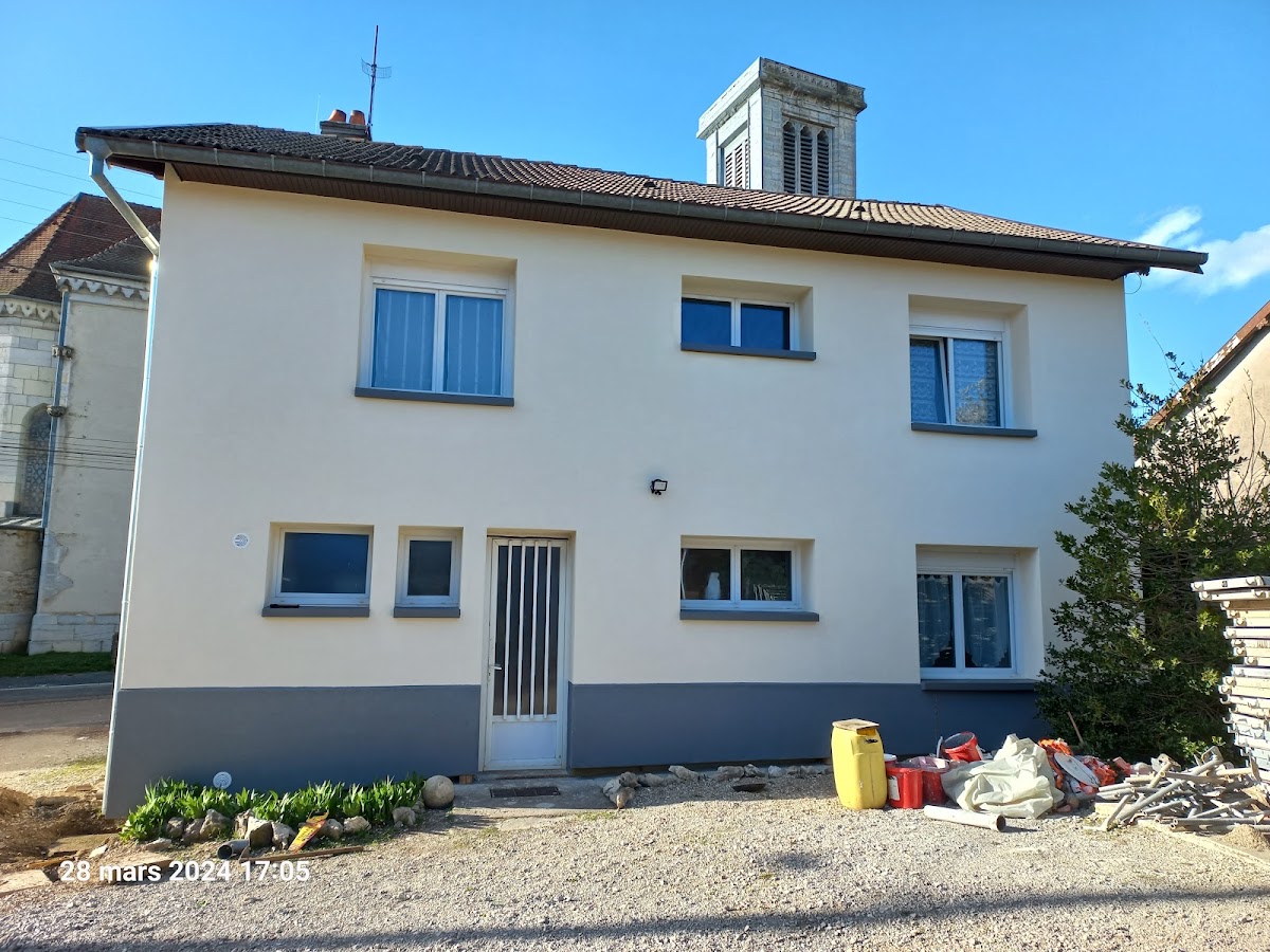 Facades 25