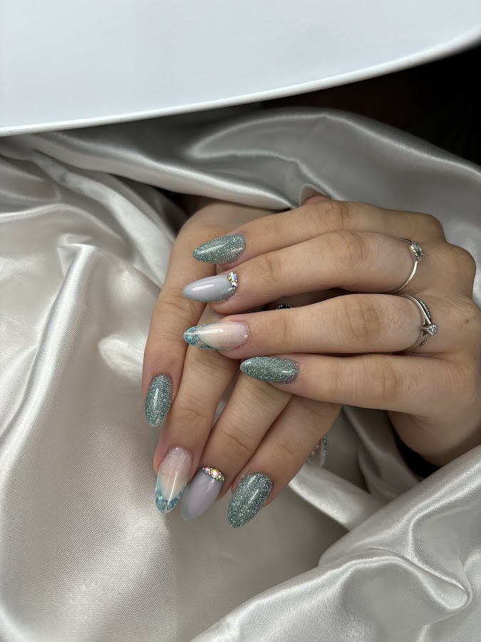 Hayron Nails
