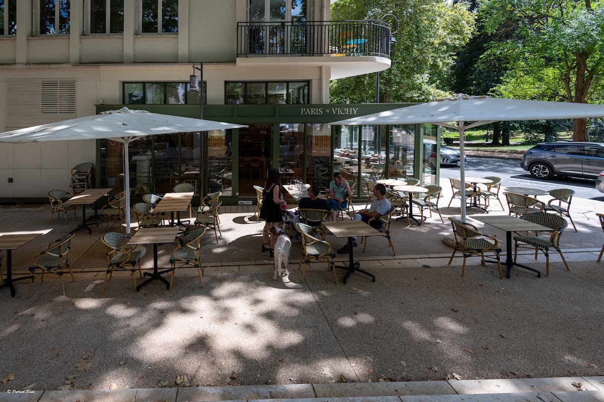 PARIS VICHY