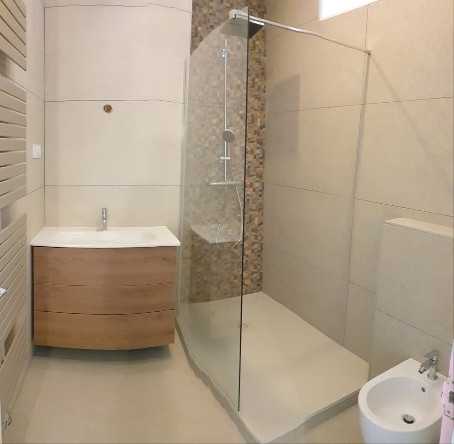 TOPRENOV'38 .Rénovation Intérieure, Carrelage & Peinture 06 31 44 07 44
