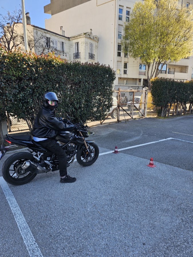 Auto/Moto-école Top Conduite - Marseille
