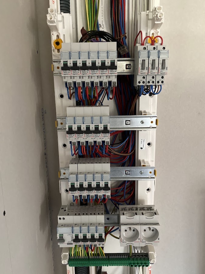 JS ELEC