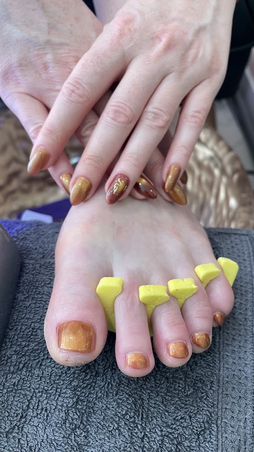 LD Nails