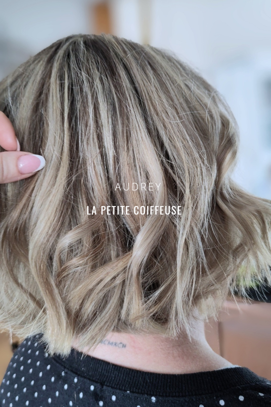 La petite coiffeuse