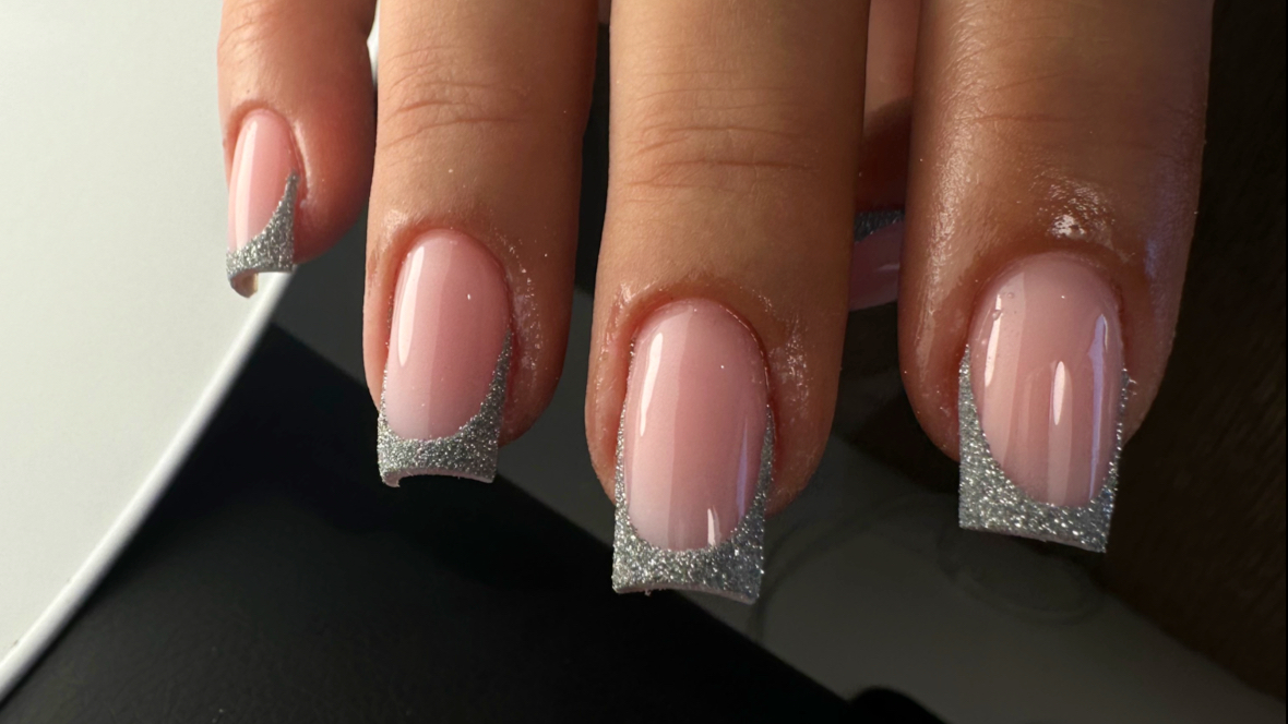 MG NAILS