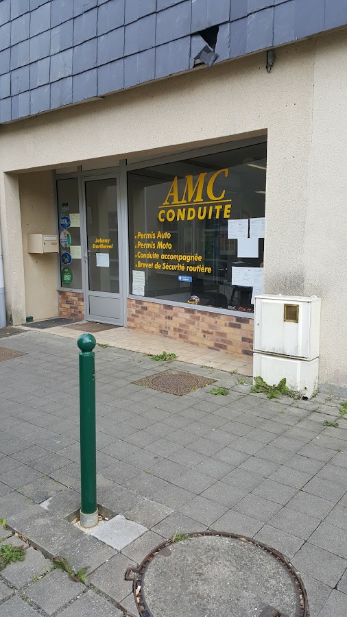 AMC CONDUITE