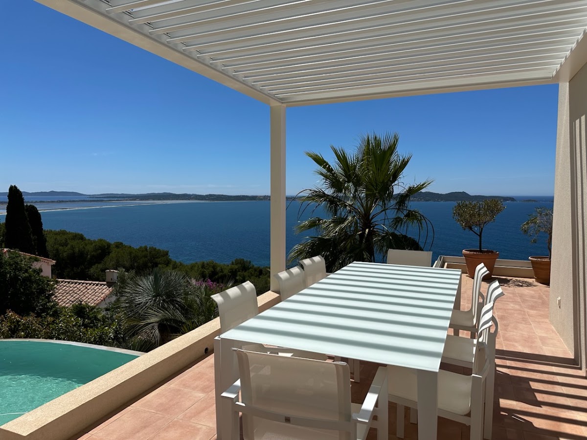 2B ALU CARQUEIRANNE - Menuiseries ALU - PVC - STORES et VERANDA