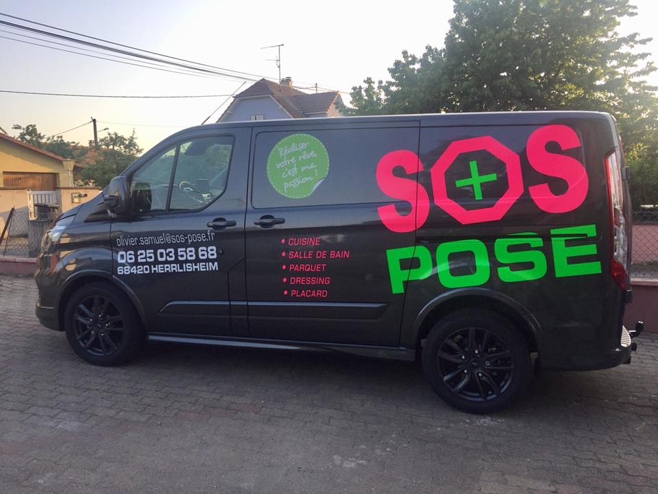 SOS POSE
