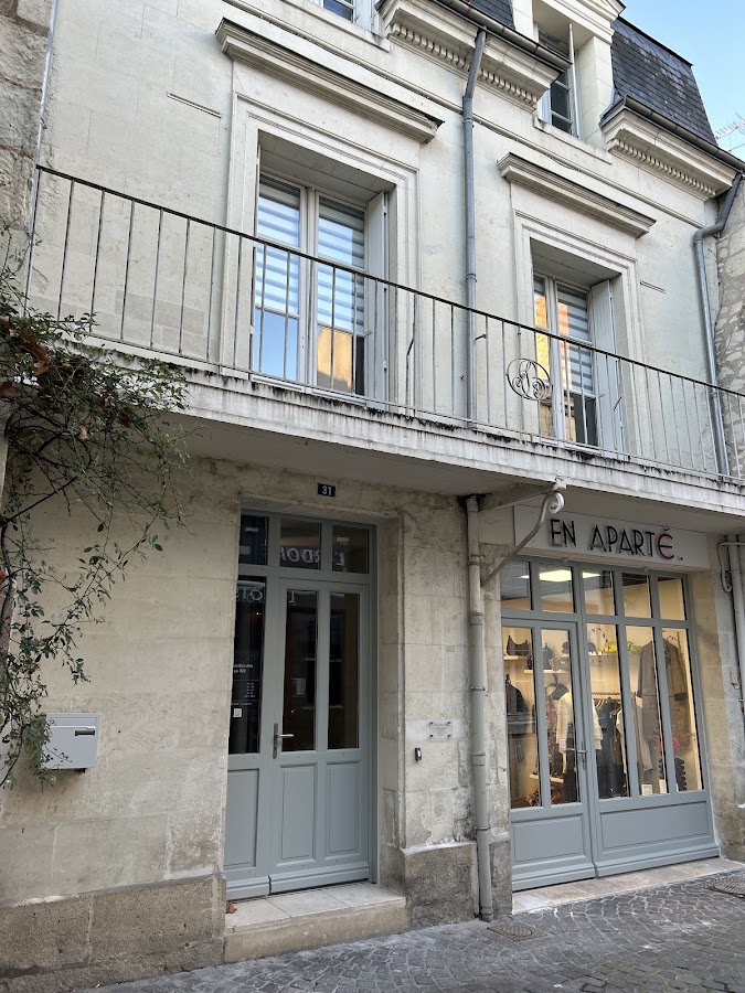 En Aparté Chinon, Massages - Yoga et Boutique