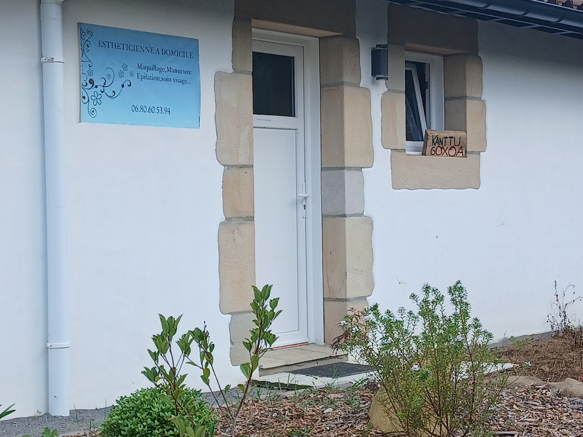 Esthéticienne Kanttu Goxoa . Bėatrice