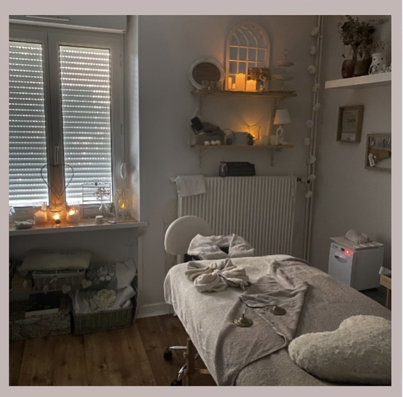Massages & Cils: Douce Sérénité