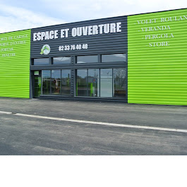 ESPACE ET OUVERTURE