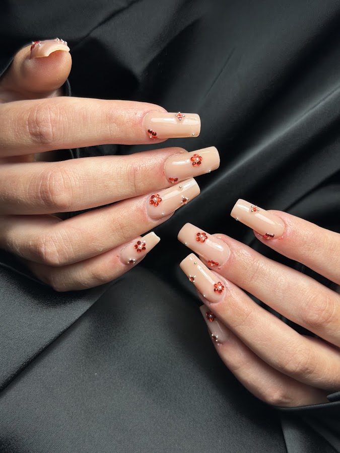 CH Nails by Capucine