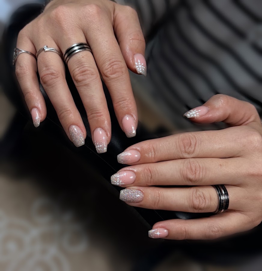 Dj nails