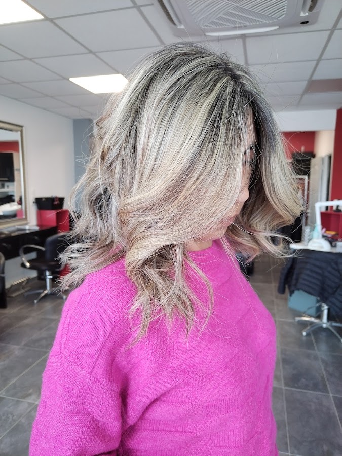 Intermedi Hair Coiffure