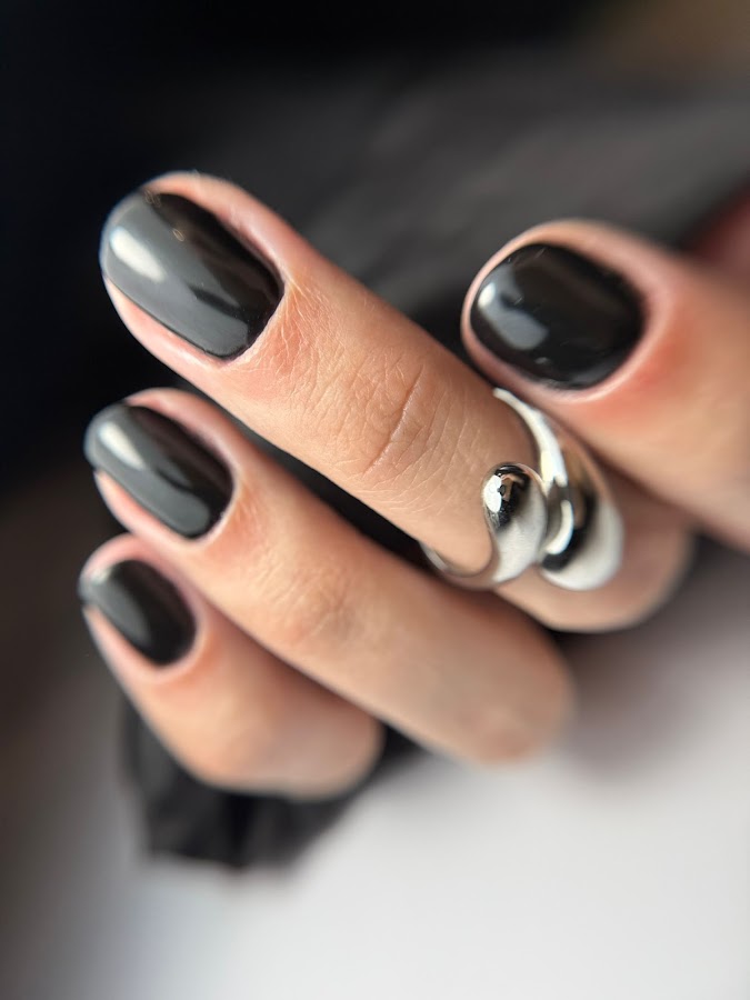 Au Palais des Ongles by Emilie