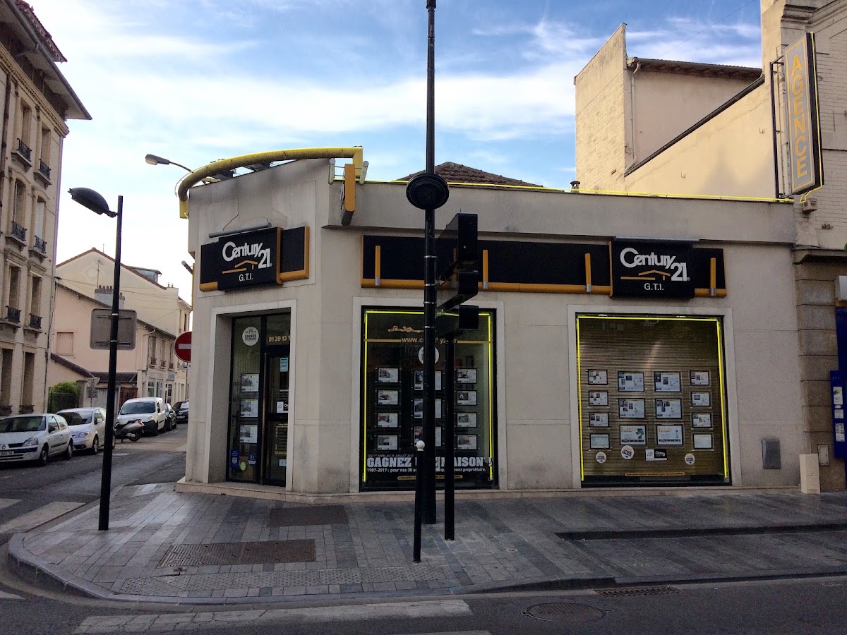 CENTURY 21