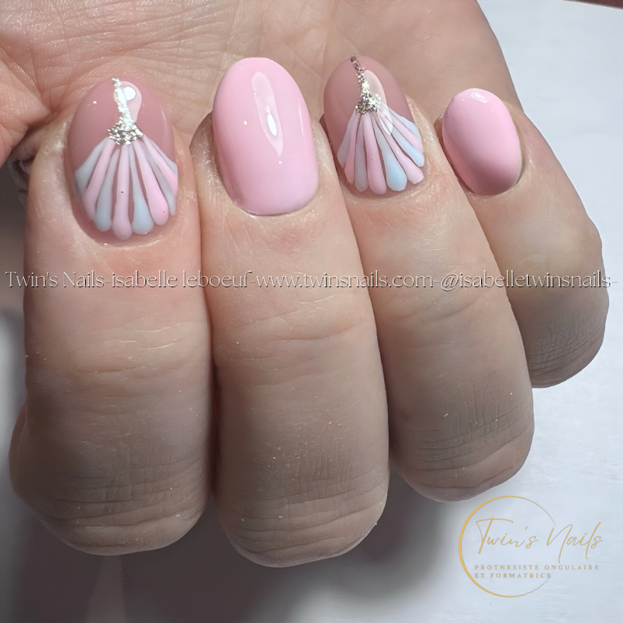 Twin's Nails