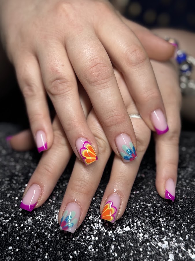 Look & Nail’s Beauty