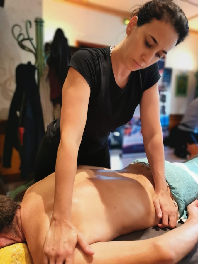 Massages bien-être et sportifs sur-mesure – Elodie Devie