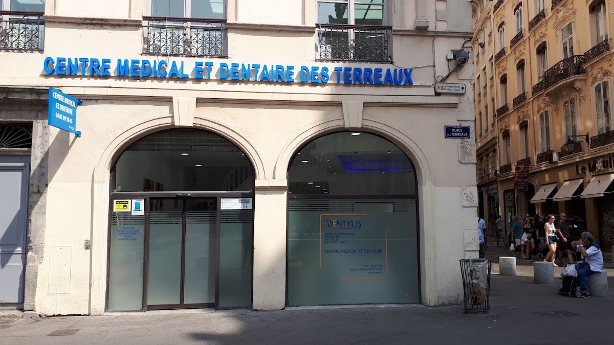 Centre Dentaire et d'Ophtalmologie Lyon 1 Terreaux : Dentiste Lyon - Dentylis