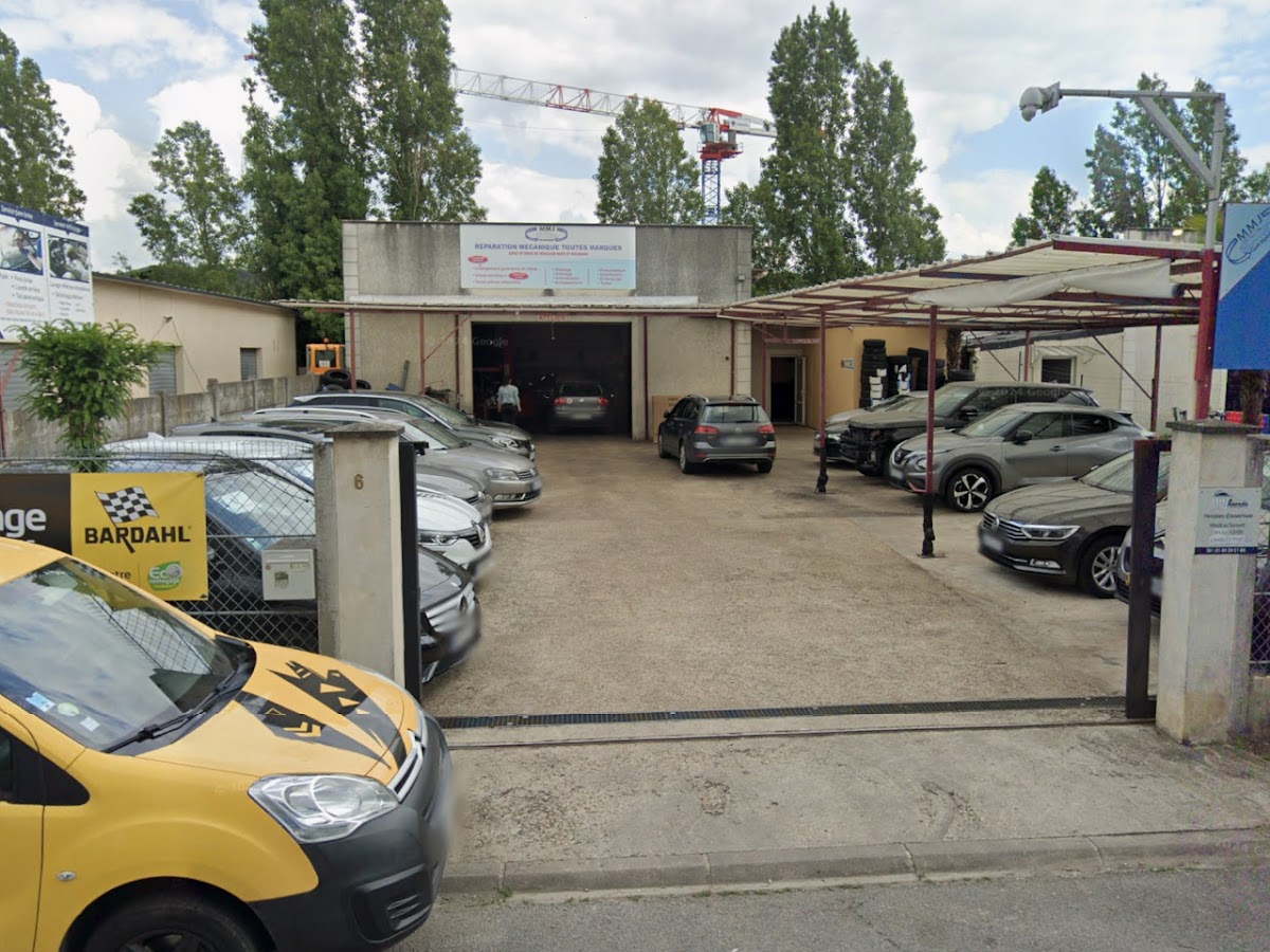 MMJ Garage