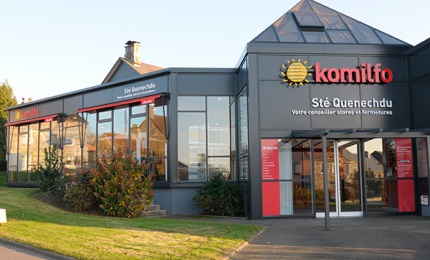 Komilfo Société Quenechdu à Flers - Pergolas, Stores, Fenêtres, Menuiseries