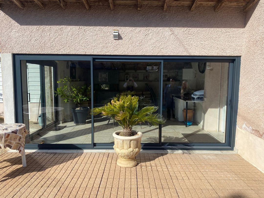 Profession Menuisier Roanne | Installateur de fenêtres et menuiseries