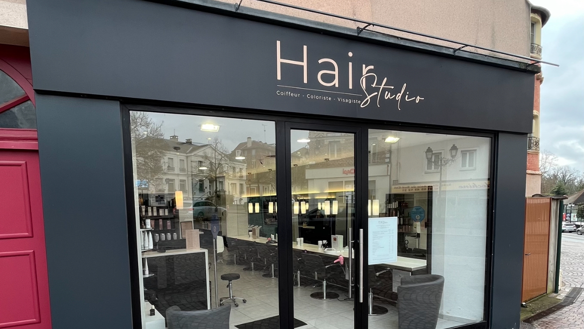 Hair studio