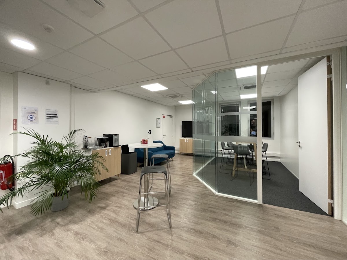G2B Real Estate | Agence en immobilier tertiaire ( bureaux, locaux commerciaux, activité, logistique…) Location / Vente