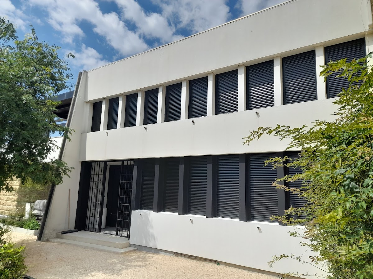 Travaux de rénovation intérieure et extérieure : ANSOUX