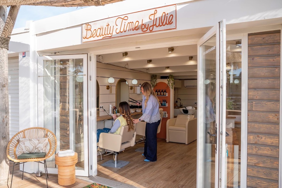 Beauty Time By Julie - Nails, Lashes & Hair