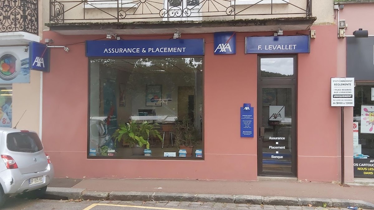AXA Assurance et Banque Claire Van Broukhoven