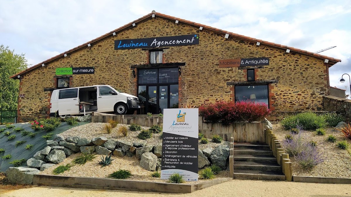 LOUINEAU AGENCEMENT | Ébéniste Menuisier & Agencement intérieur sur mesure - Restauration Meubles - Vendée(Essarts-en-Bocage)