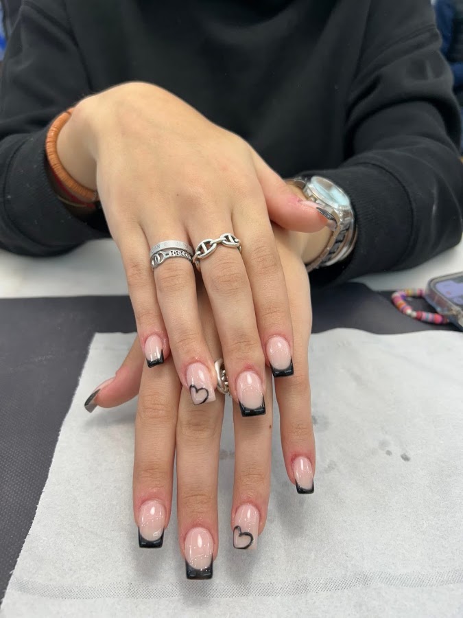Nana Nails