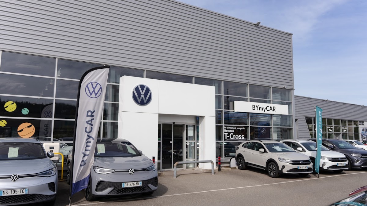 VOLKSWAGEN & VOLKSWAGEN Véhicules Utilitaires BYmyCAR Vienne