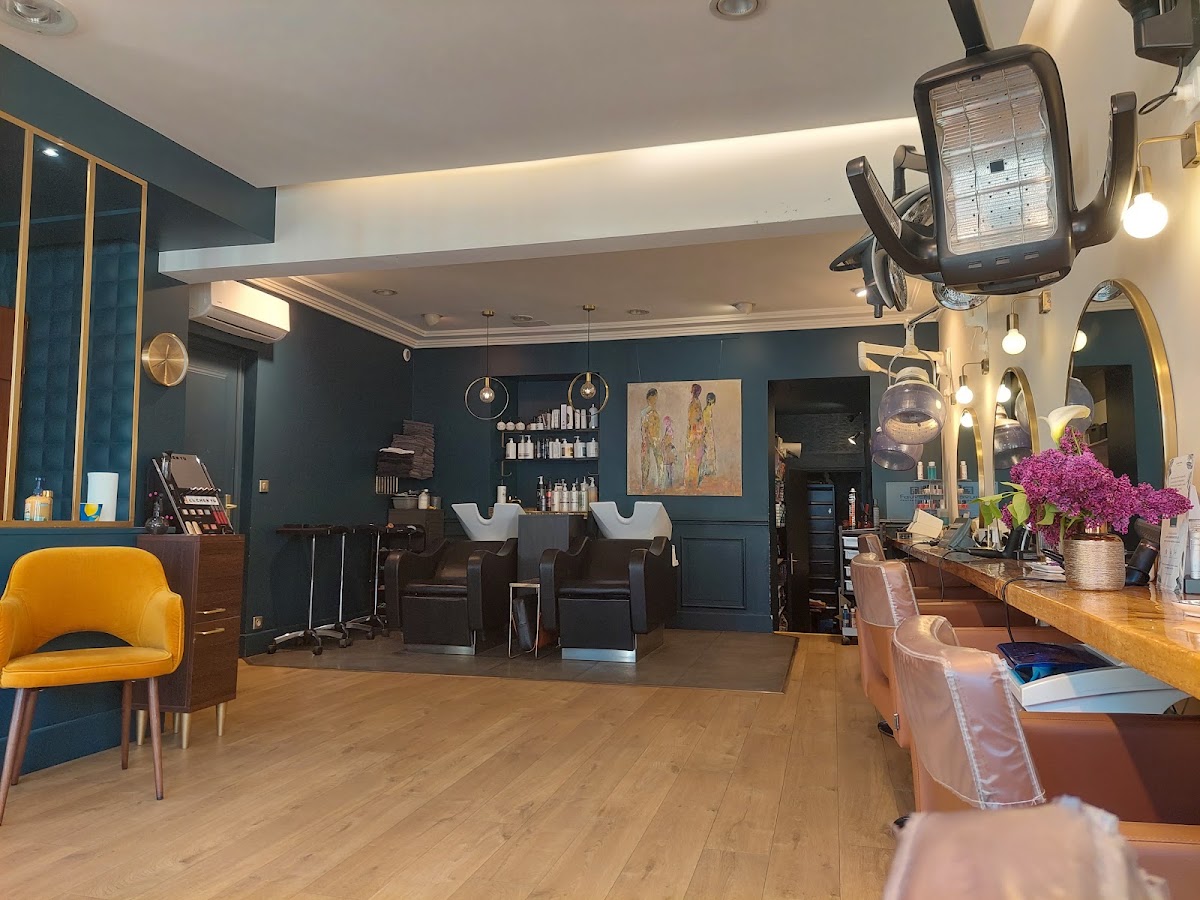 ATELIER D'ANMA: Salon de coiffure, Coiffeur mixte, Barbier, Coloration, Ombré hair, Balayage, Mèches, à Paimpol, Côte d'Armor