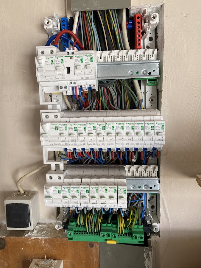 EA elec