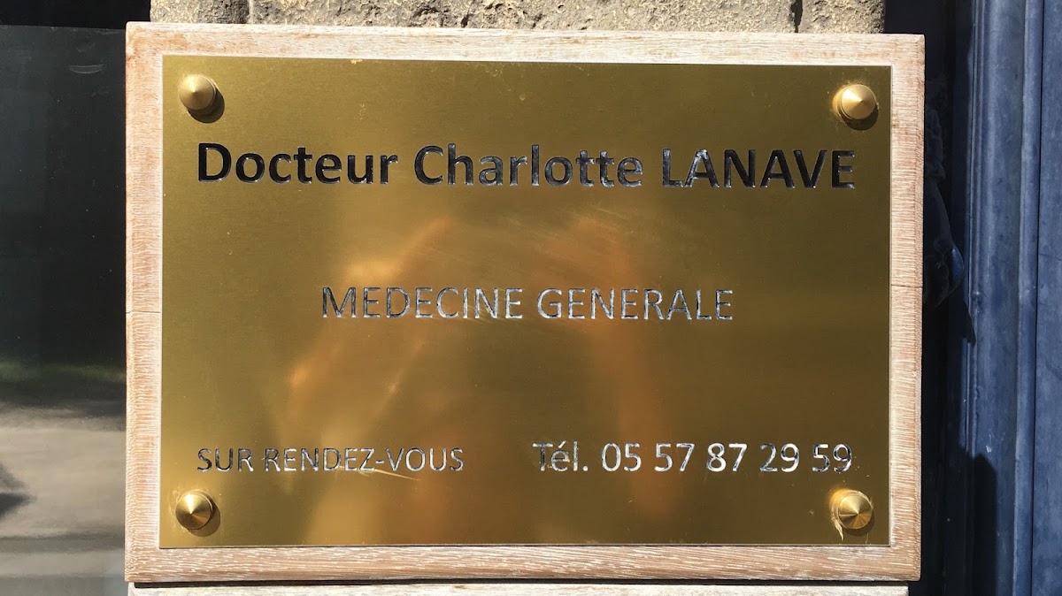 Dr Charlotte Lanave