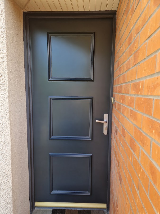 IDÉA SOLUTIONS - Fenêtres Aluminium & Bois - Portails - Portes d’entrée - Morbihan