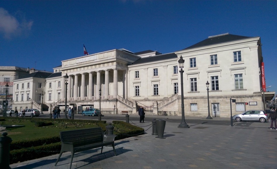 Lepennetier Leila - Avocate à Tours - Divorce -Droit de la famille - Droit pénal