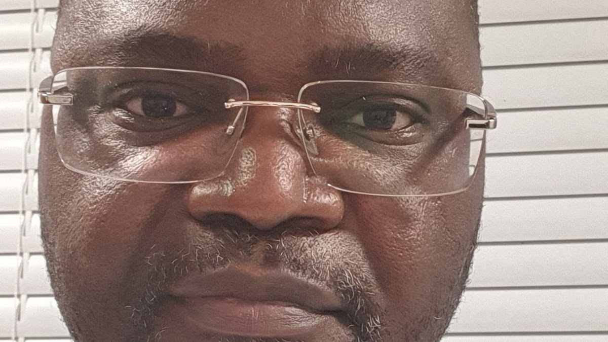Dr Modeste Okoko