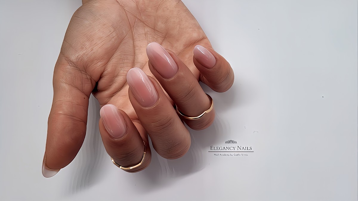 Elegancy Nails - Manucure Premium, Formation Ongles à Roquevaire - Aubagne